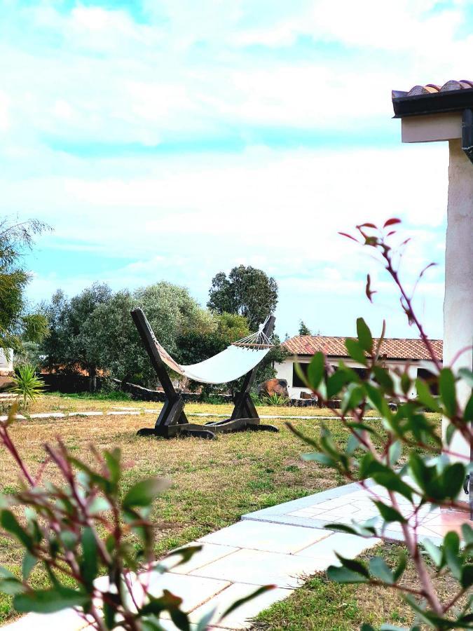 Villini Cortesas Орозеи Экстерьер фото