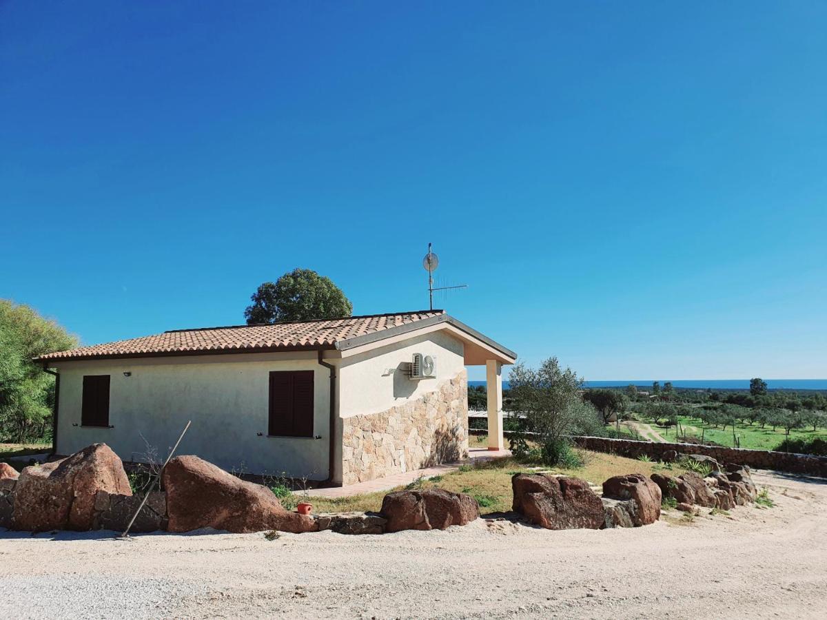 Villini Cortesas Орозеи Экстерьер фото